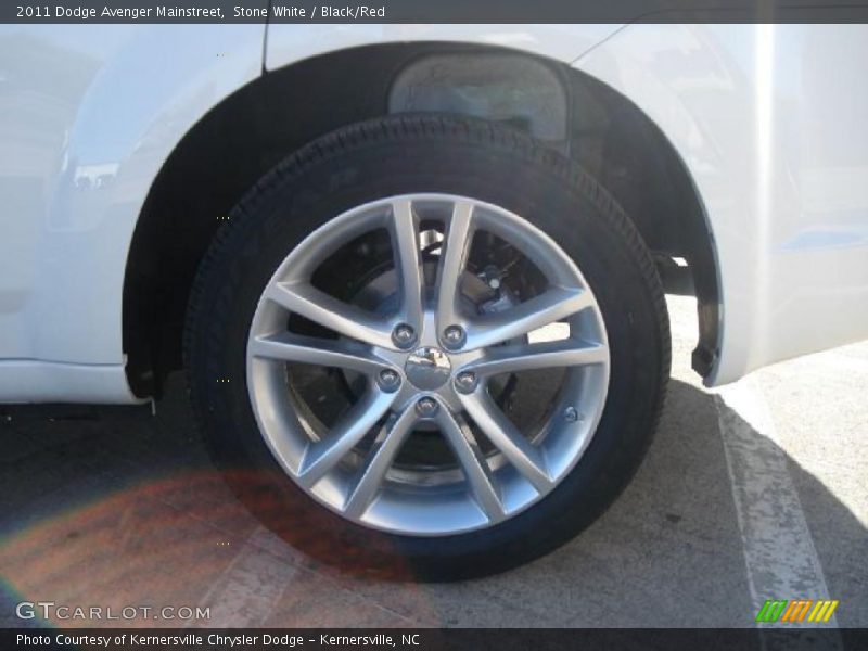 Stone White / Black/Red 2011 Dodge Avenger Mainstreet