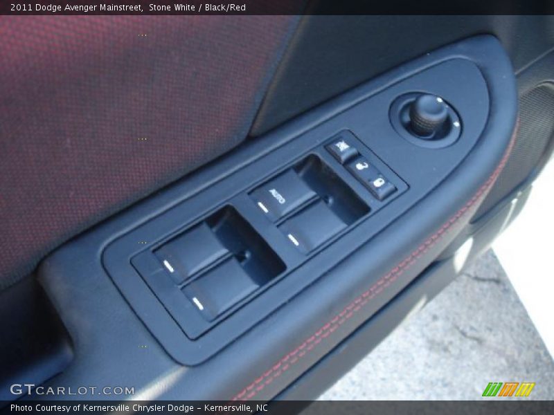 Stone White / Black/Red 2011 Dodge Avenger Mainstreet