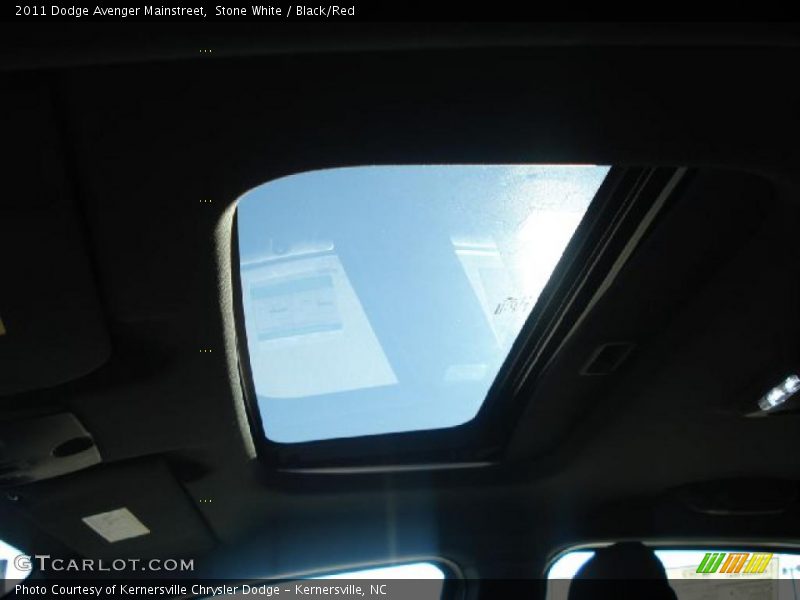 Stone White / Black/Red 2011 Dodge Avenger Mainstreet
