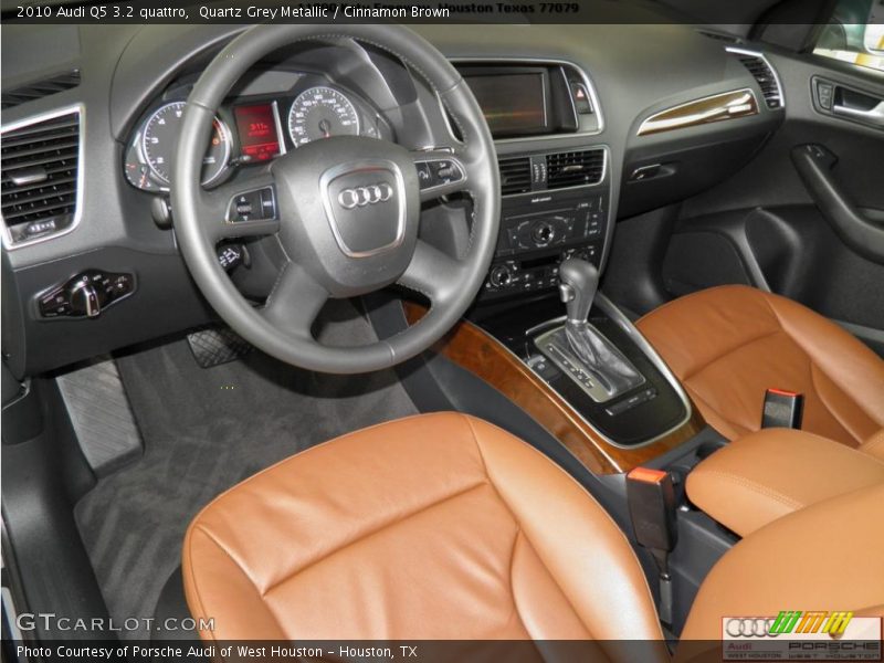 Quartz Grey Metallic / Cinnamon Brown 2010 Audi Q5 3.2 quattro