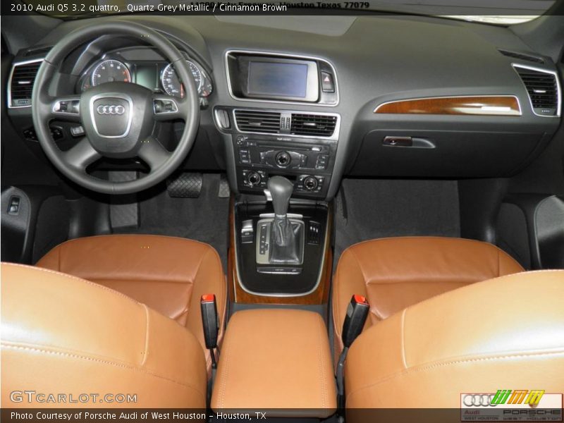 Quartz Grey Metallic / Cinnamon Brown 2010 Audi Q5 3.2 quattro