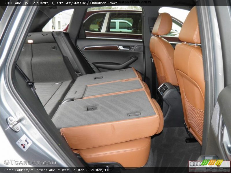 Quartz Grey Metallic / Cinnamon Brown 2010 Audi Q5 3.2 quattro