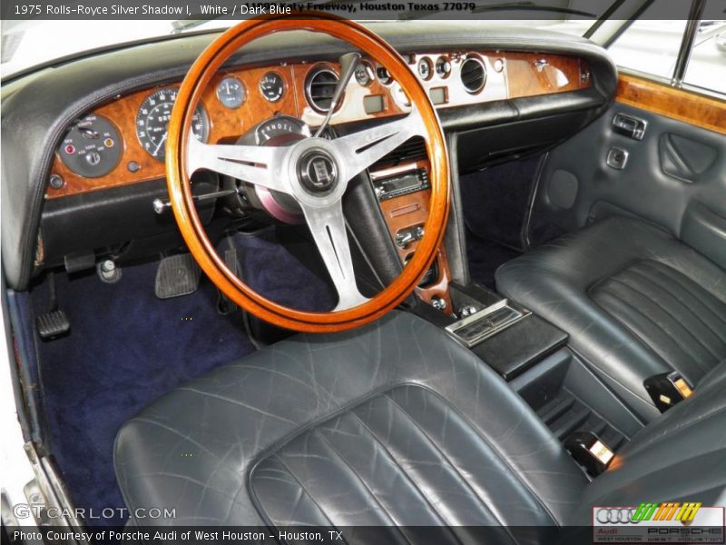 White / Dark Blue 1975 Rolls-Royce Silver Shadow I