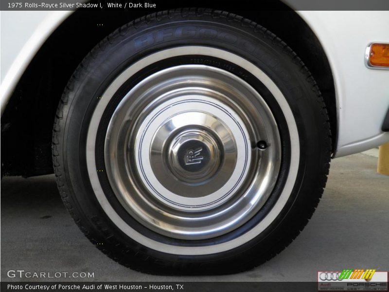 White / Dark Blue 1975 Rolls-Royce Silver Shadow I