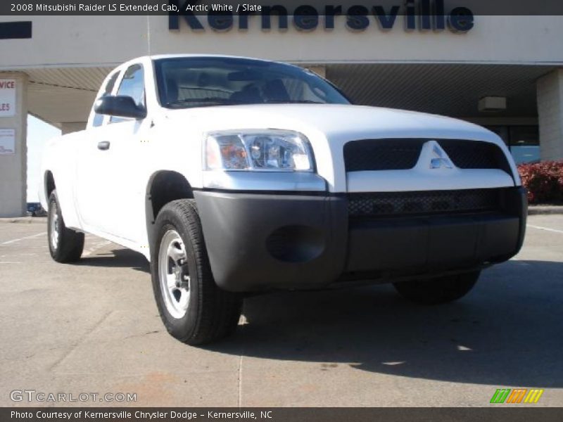 Arctic White / Slate 2008 Mitsubishi Raider LS Extended Cab