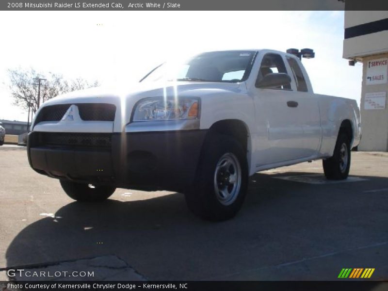 Arctic White / Slate 2008 Mitsubishi Raider LS Extended Cab