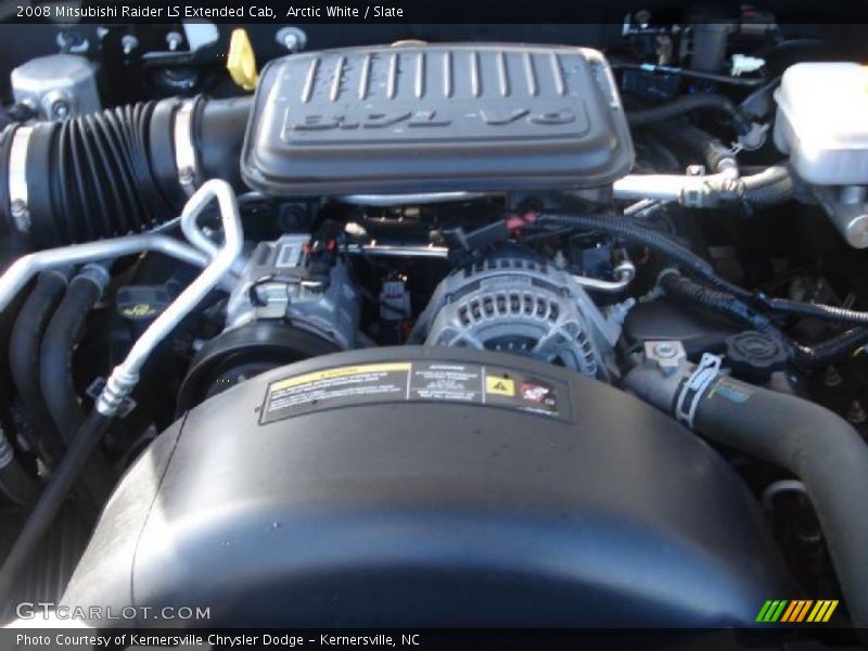 Arctic White / Slate 2008 Mitsubishi Raider LS Extended Cab