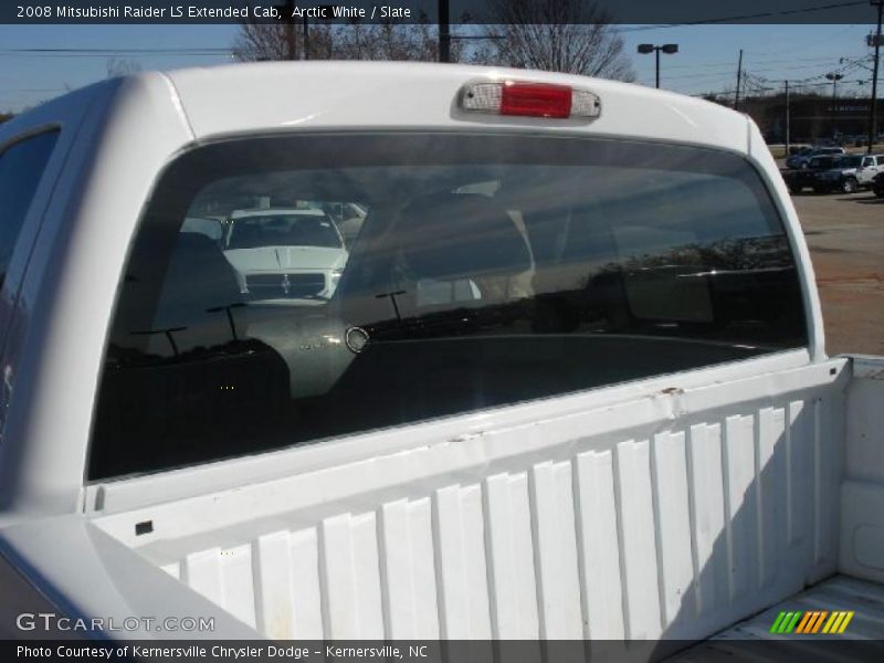 Arctic White / Slate 2008 Mitsubishi Raider LS Extended Cab