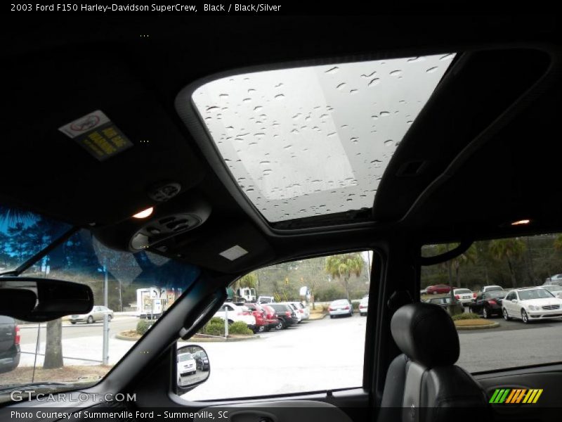 Sunroof of 2003 F150 Harley-Davidson SuperCrew
