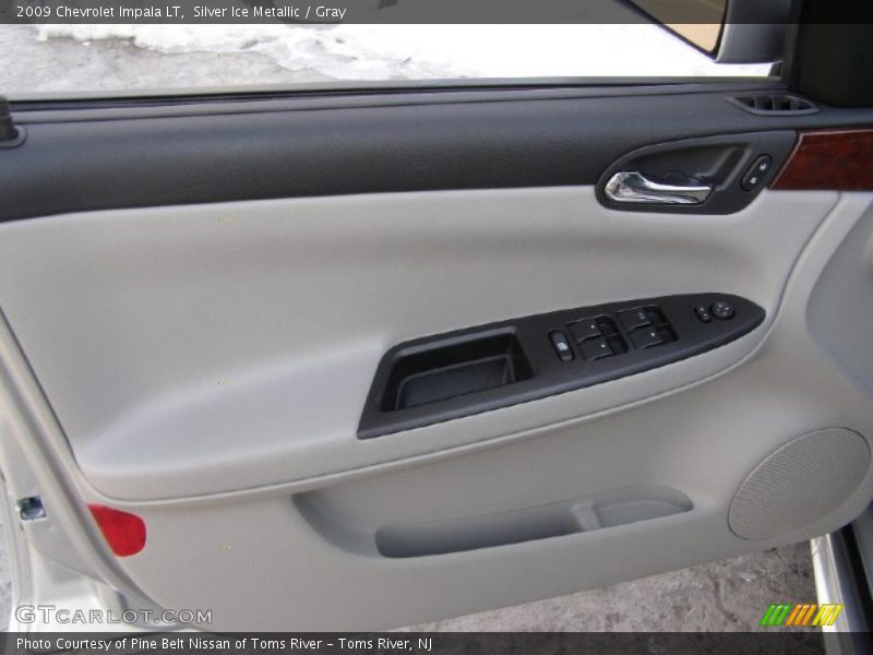 Silver Ice Metallic / Gray 2009 Chevrolet Impala LT