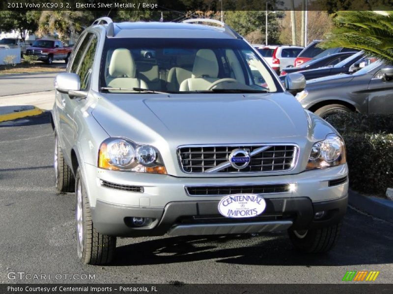 Electric Silver Metallic / Beige 2011 Volvo XC90 3.2