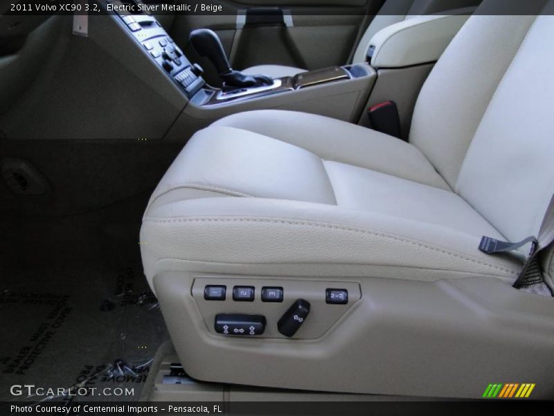 Electric Silver Metallic / Beige 2011 Volvo XC90 3.2