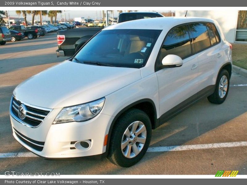 Candy White / Clay Grey 2009 Volkswagen Tiguan S