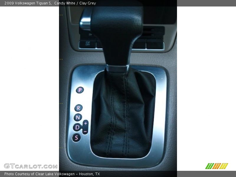Candy White / Clay Grey 2009 Volkswagen Tiguan S