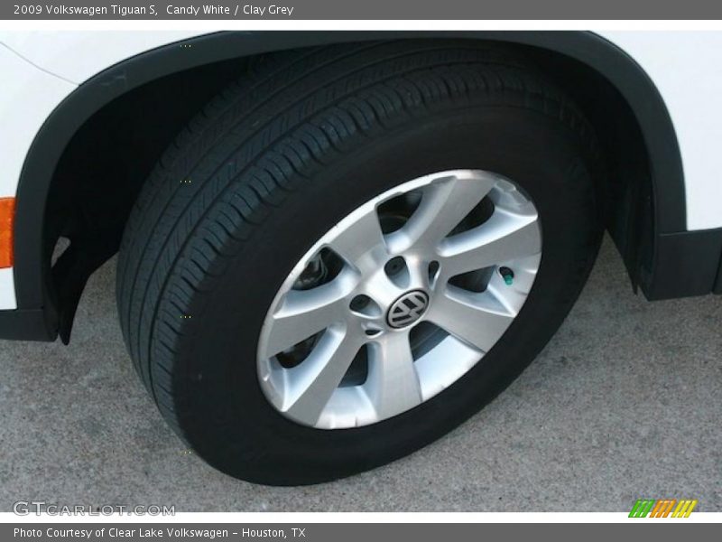 Candy White / Clay Grey 2009 Volkswagen Tiguan S