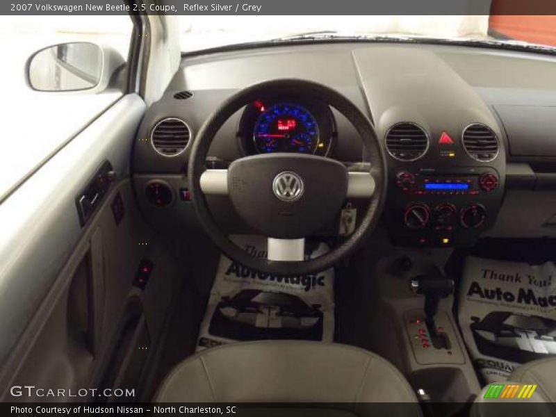 Reflex Silver / Grey 2007 Volkswagen New Beetle 2.5 Coupe