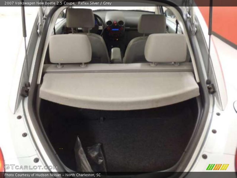 Reflex Silver / Grey 2007 Volkswagen New Beetle 2.5 Coupe