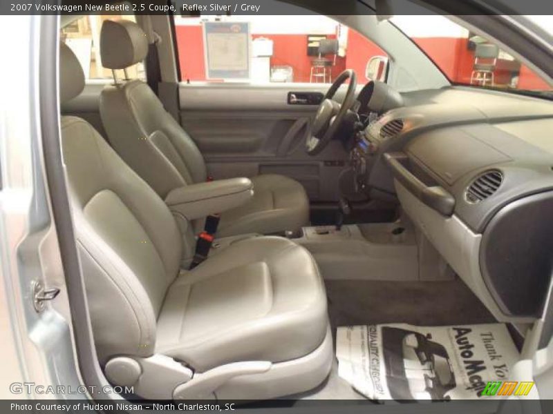Reflex Silver / Grey 2007 Volkswagen New Beetle 2.5 Coupe