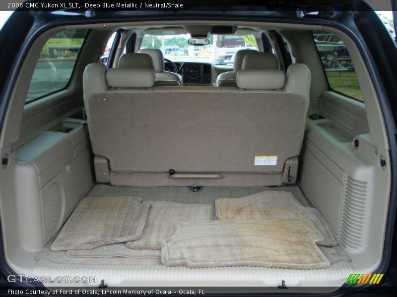  2006 Yukon XL SLT Trunk