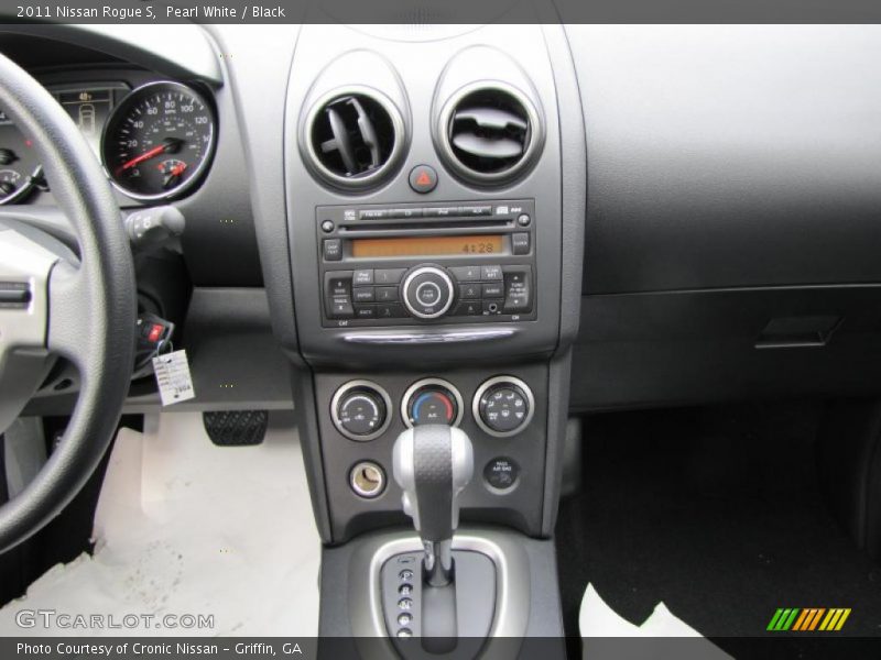 Pearl White / Black 2011 Nissan Rogue S