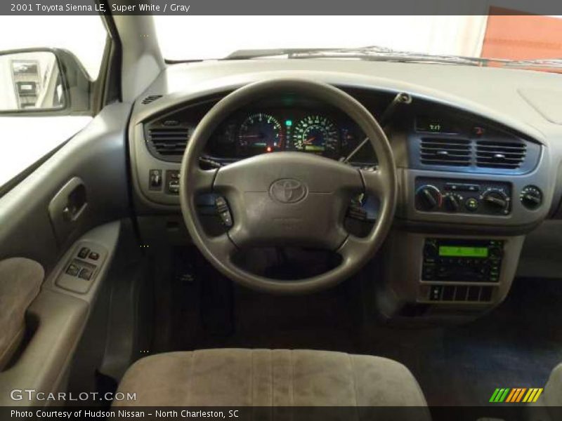 Super White / Gray 2001 Toyota Sienna LE