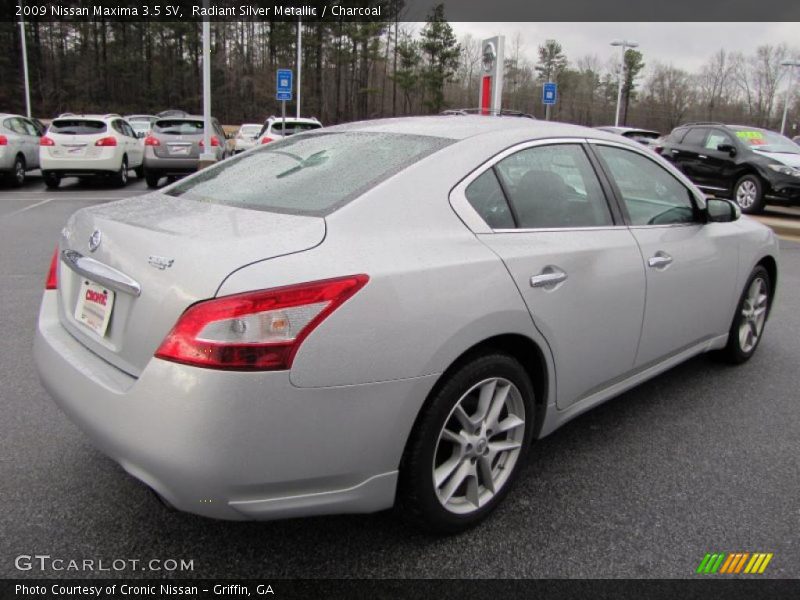 Radiant Silver Metallic / Charcoal 2009 Nissan Maxima 3.5 SV