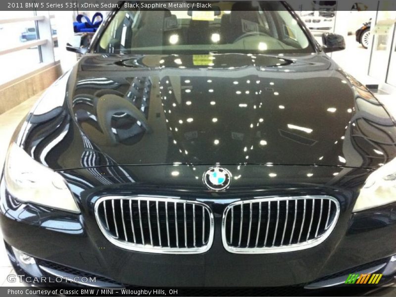 Black Sapphire Metallic / Black 2011 BMW 5 Series 535i xDrive Sedan