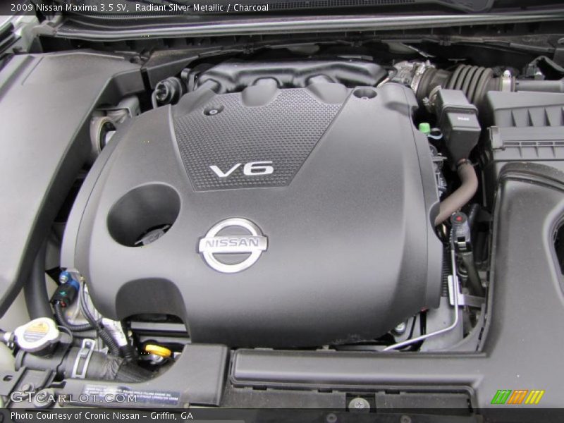 Radiant Silver Metallic / Charcoal 2009 Nissan Maxima 3.5 SV