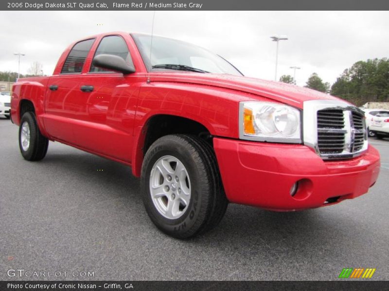 Front 3/4 View of 2006 Dakota SLT Quad Cab