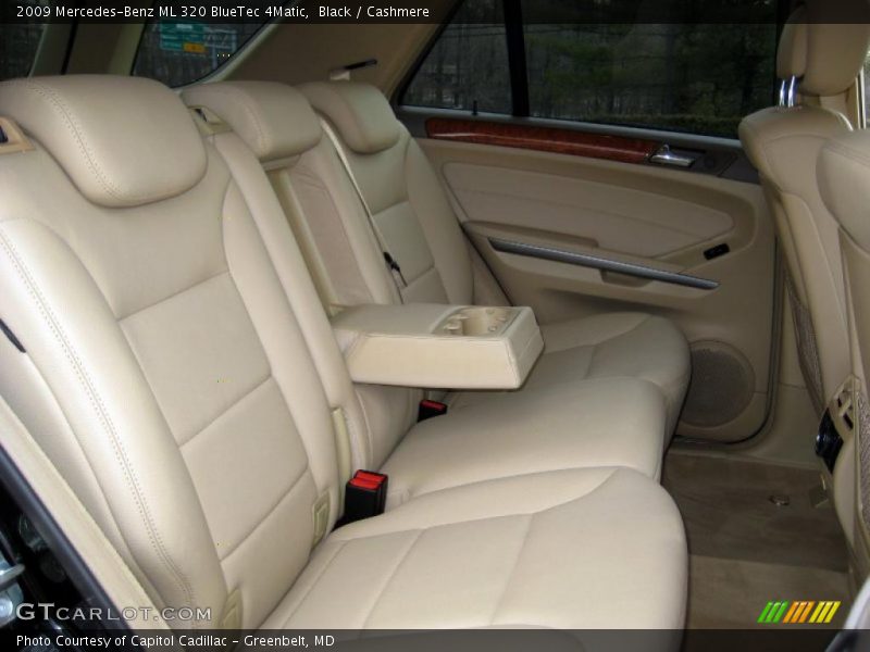  2009 ML 320 BlueTec 4Matic Cashmere Interior