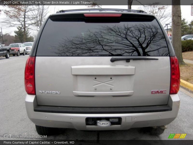 Silver Birch Metallic / Light Titanium 2007 GMC Yukon SLT 4x4