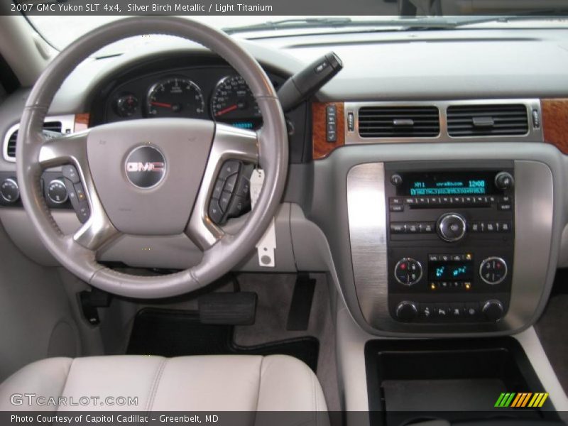 Silver Birch Metallic / Light Titanium 2007 GMC Yukon SLT 4x4