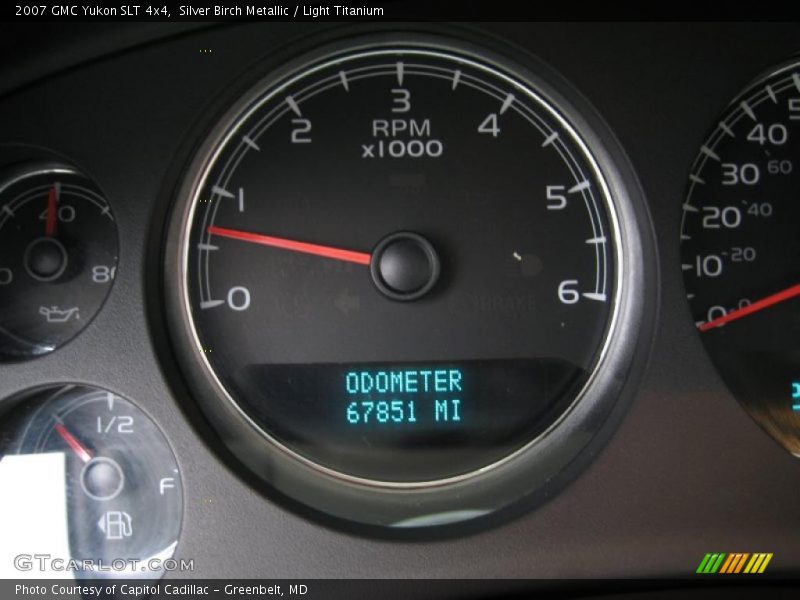 Silver Birch Metallic / Light Titanium 2007 GMC Yukon SLT 4x4