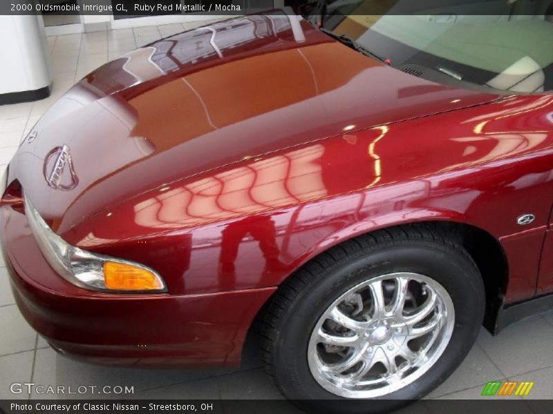 Ruby Red Metallic / Mocha 2000 Oldsmobile Intrigue GL