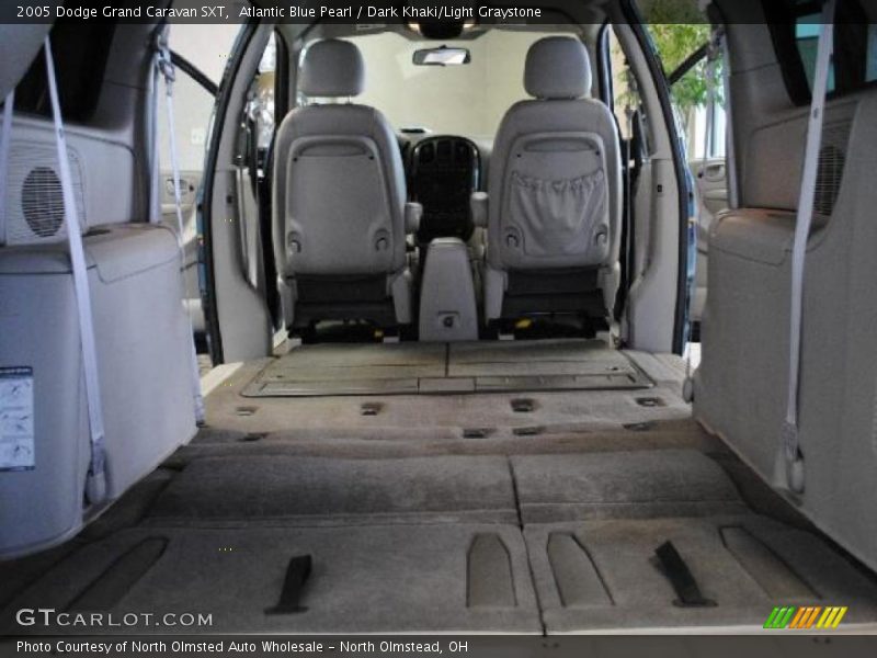  2005 Grand Caravan SXT Trunk
