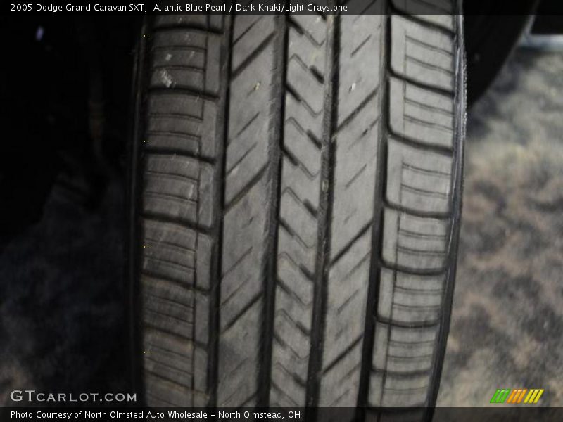 Atlantic Blue Pearl / Dark Khaki/Light Graystone 2005 Dodge Grand Caravan SXT