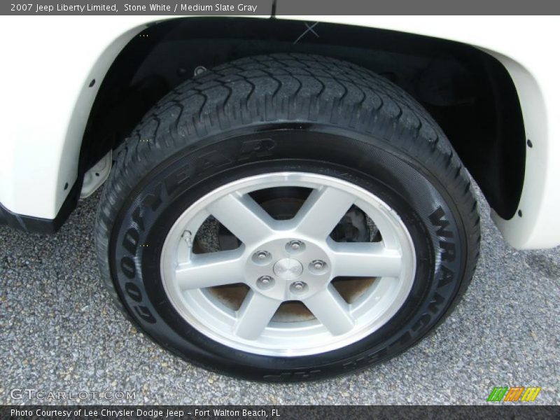Stone White / Medium Slate Gray 2007 Jeep Liberty Limited