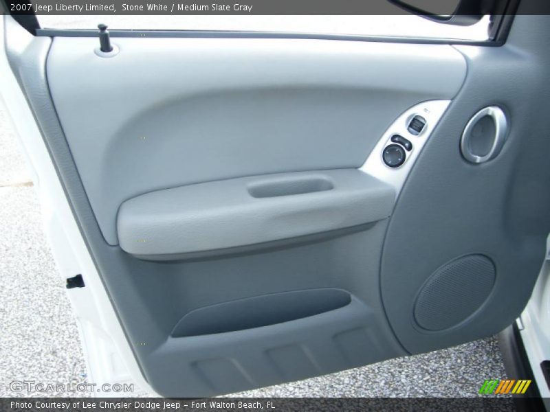 Stone White / Medium Slate Gray 2007 Jeep Liberty Limited