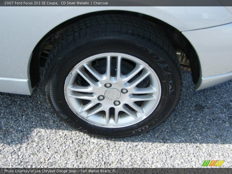 CD Silver Metallic / Charcoal 2007 Ford Focus ZX3 SE Coupe