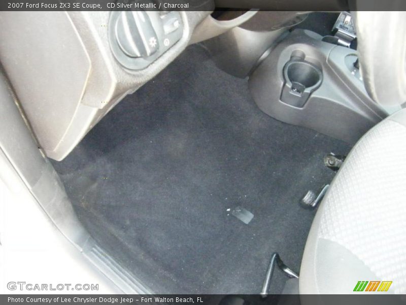 CD Silver Metallic / Charcoal 2007 Ford Focus ZX3 SE Coupe