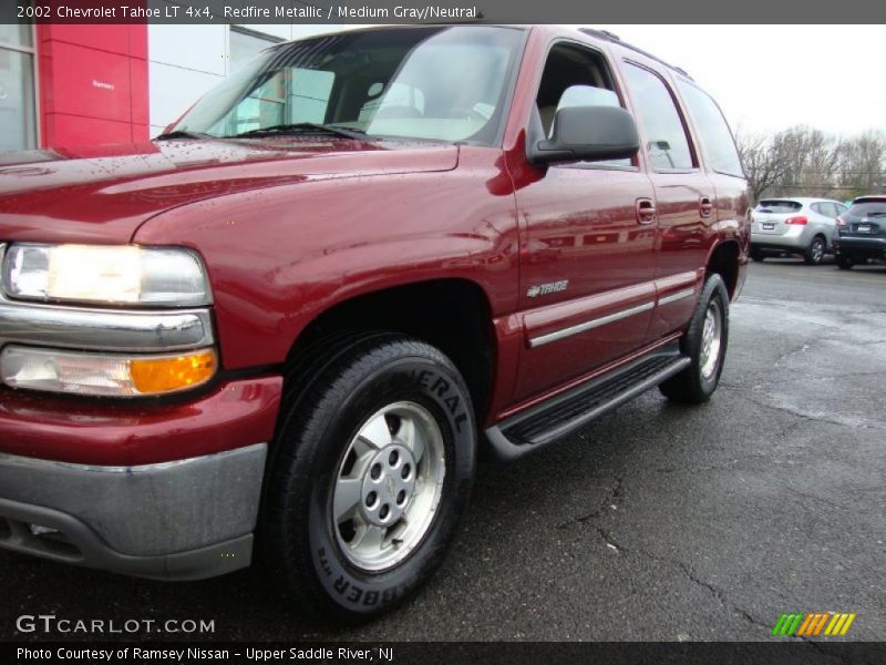 Redfire Metallic / Medium Gray/Neutral 2002 Chevrolet Tahoe LT 4x4