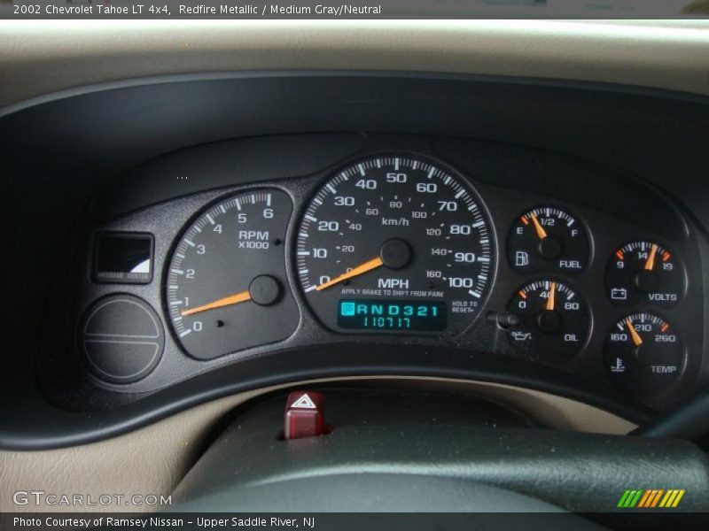 Redfire Metallic / Medium Gray/Neutral 2002 Chevrolet Tahoe LT 4x4