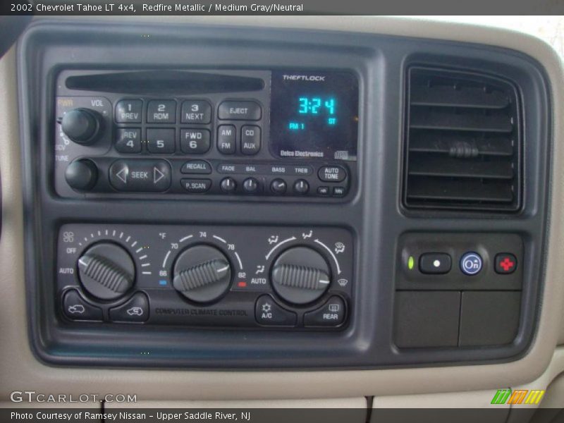 Redfire Metallic / Medium Gray/Neutral 2002 Chevrolet Tahoe LT 4x4