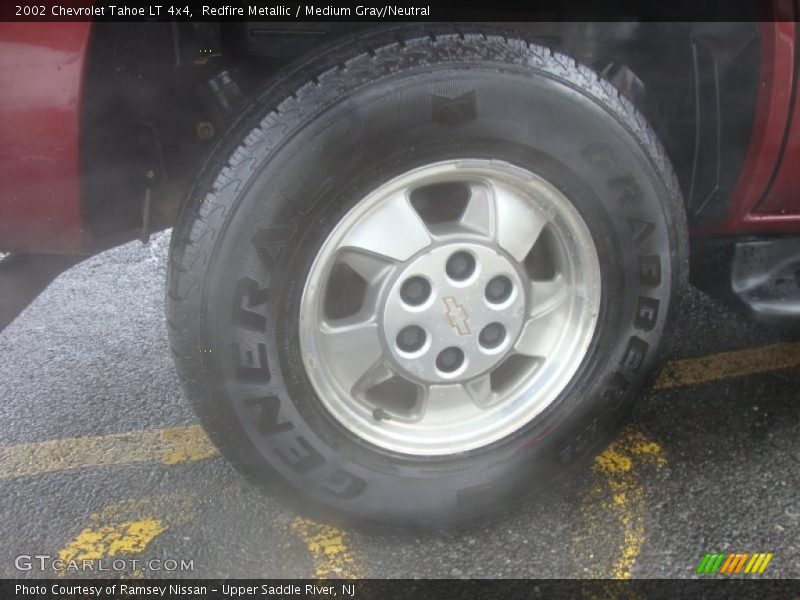 Redfire Metallic / Medium Gray/Neutral 2002 Chevrolet Tahoe LT 4x4