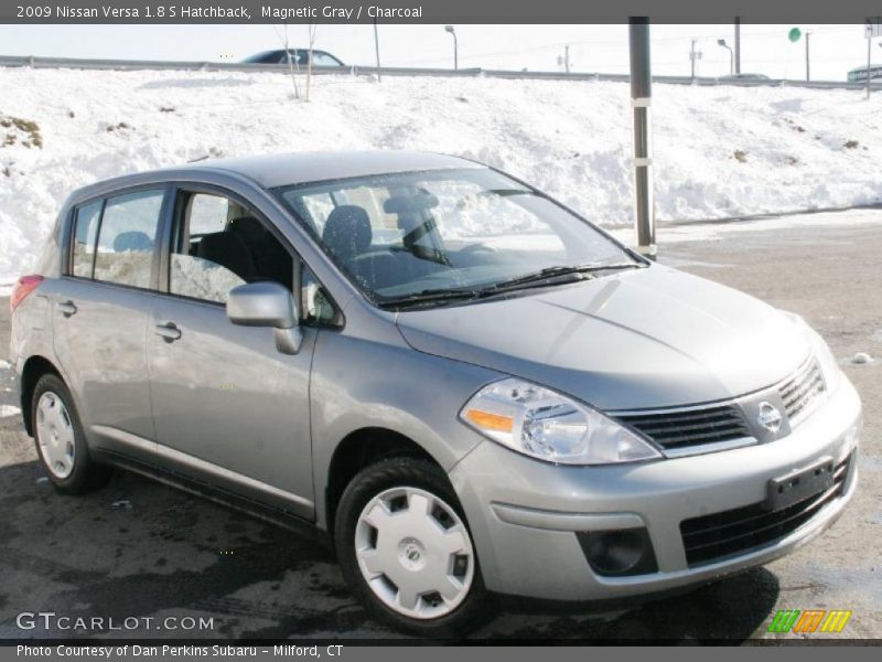 Magnetic Gray / Charcoal 2009 Nissan Versa 1.8 S Hatchback