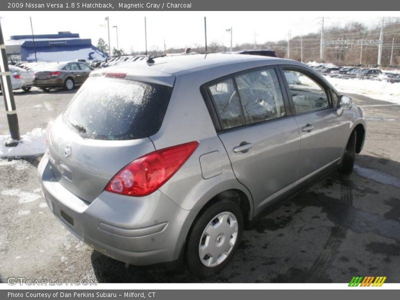 Magnetic Gray / Charcoal 2009 Nissan Versa 1.8 S Hatchback