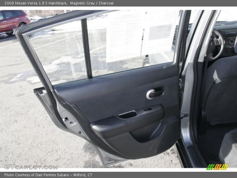 Magnetic Gray / Charcoal 2009 Nissan Versa 1.8 S Hatchback
