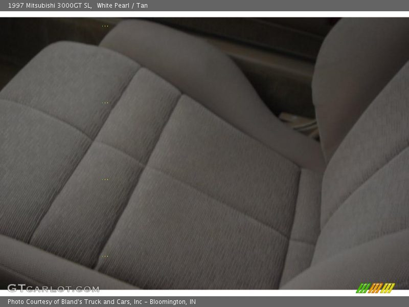 White Pearl / Tan 1997 Mitsubishi 3000GT SL