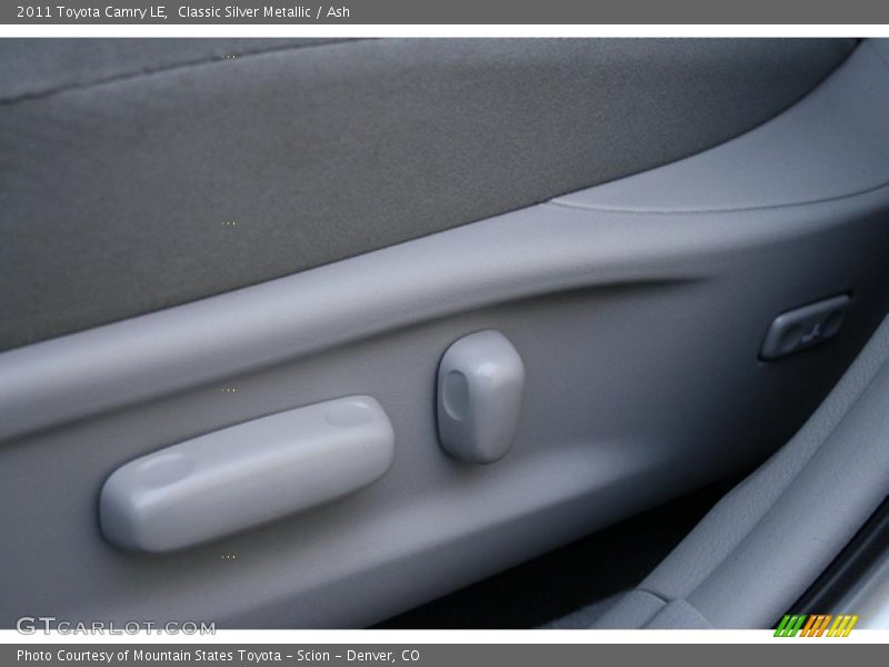 Classic Silver Metallic / Ash 2011 Toyota Camry LE