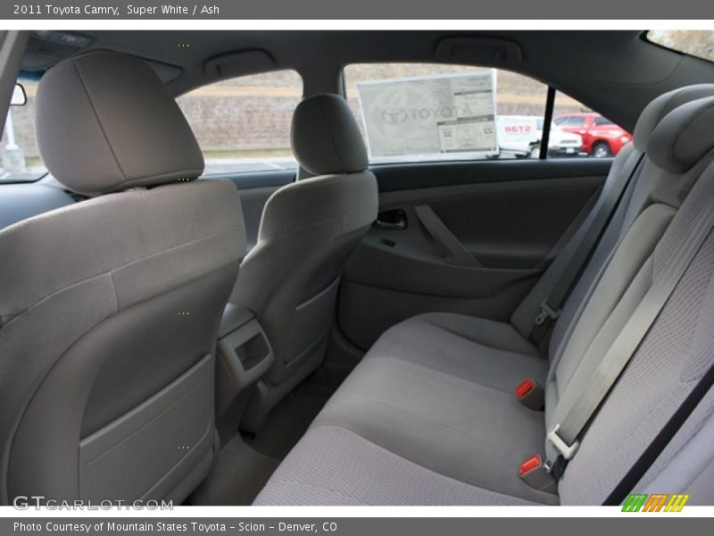 Super White / Ash 2011 Toyota Camry